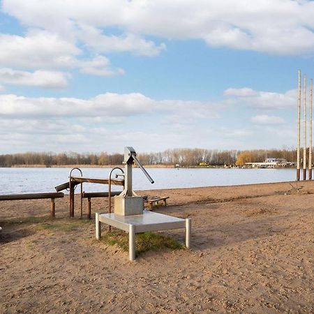 Vakantiewoning Maas En Waal 277 Ewijk エクステリア 写真